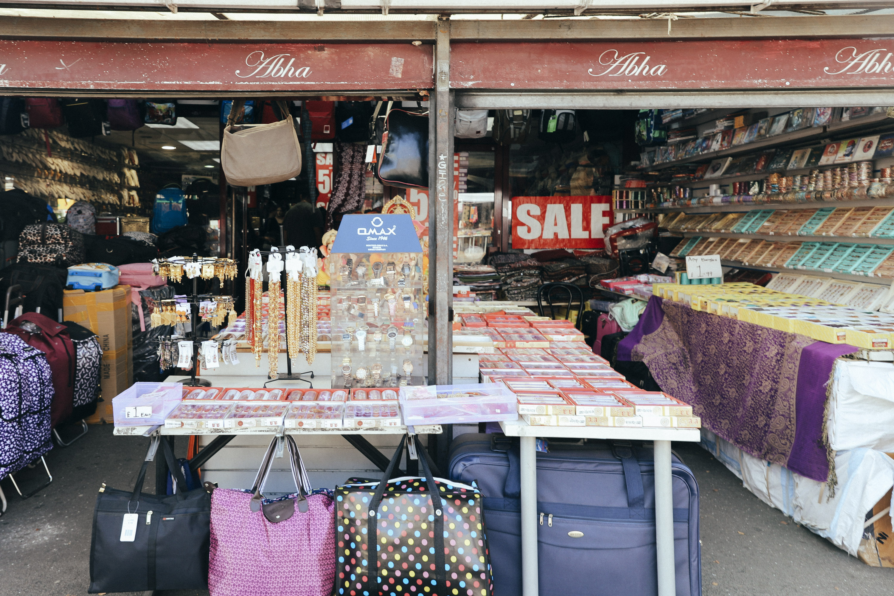 Ealingroad_London_06